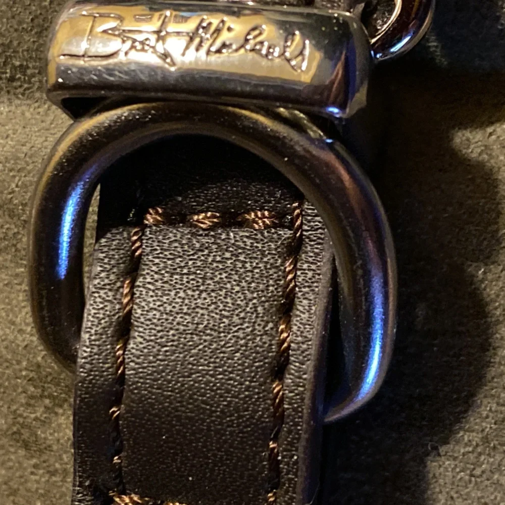 New Bret, Michaels, dog collar
